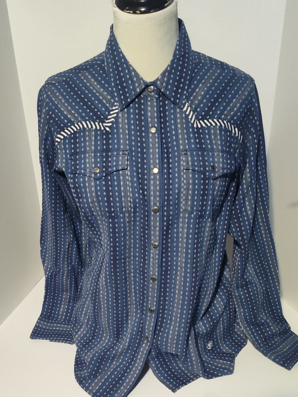 Ariat Womens REAL Darling Long Sleeve Button Up Blue Jean Color Western Large